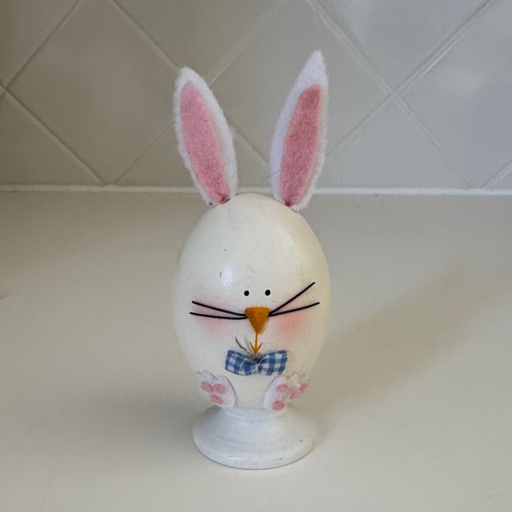 Vintage Easter Bunny Egg